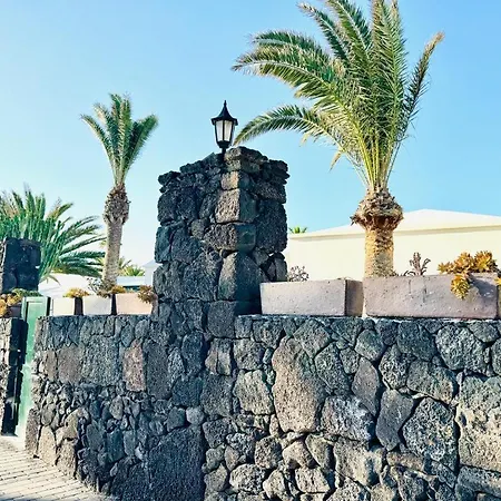 Hébergement de vacances Luxury Playa Roca Costa Teguise